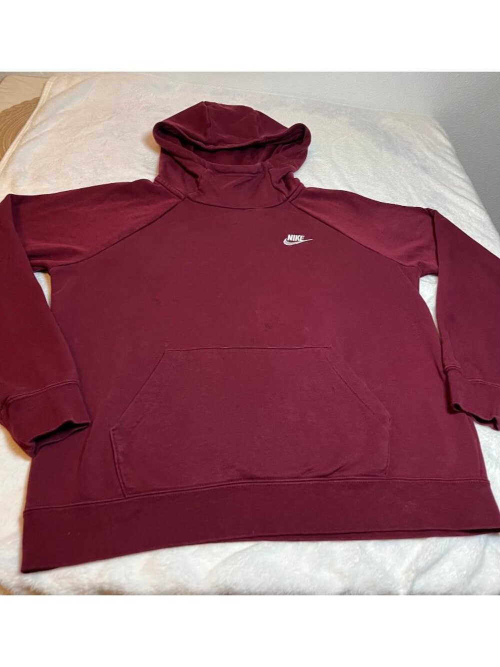 Nike Sportswear Hoodie Mens M Red Funnel Neck Pullover Sweatshirt 80% cotton
